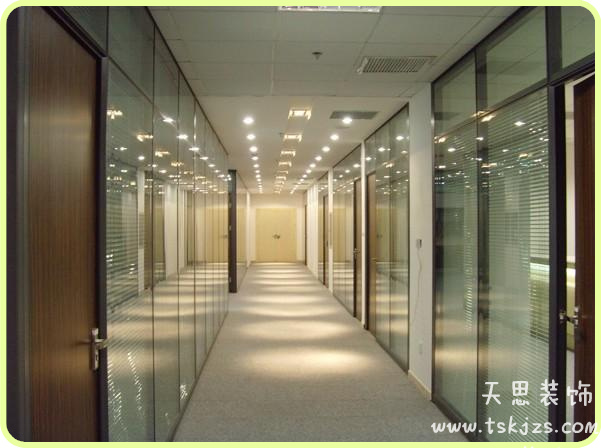 <a href=http://www.chinalianhe.com/ target=_blank class=infotextkey>合肥辦公室裝修</a>