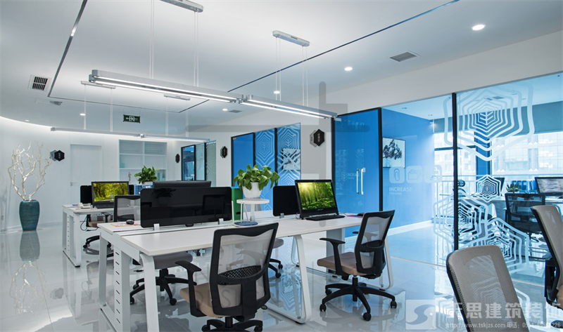 <a href=http://www.chinalianhe.com/ target=_blank class=infotextkey>合肥辦公室裝修</a>地面材料選購需要謹(jǐn)記的幾點